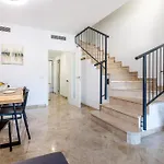 Townhouse Playa Negra Apartamento *
